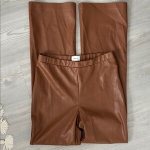 Aritzia’s Wilfred Free Size M Flora Faux Leather Boot-Cut Pants
